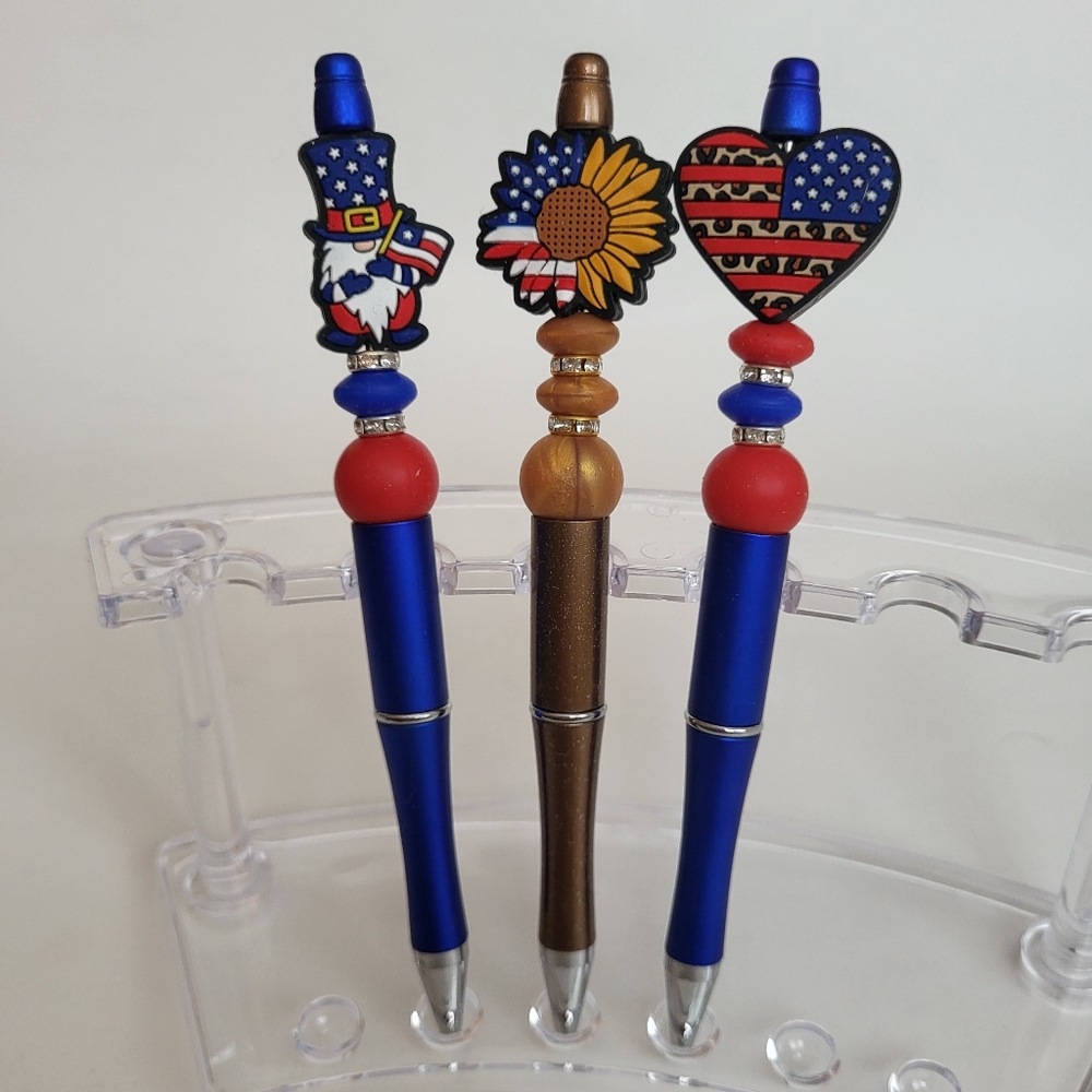 American Beaded Pens Hearts, Troll, Red White Blue, USA, Flag, Patriotic, Flower